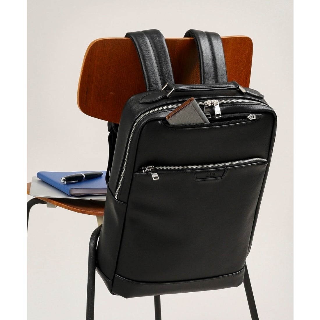 タケオキクチ TAKEO KIKUCHI 【2WAY】薄マチ ビジネス バックパック