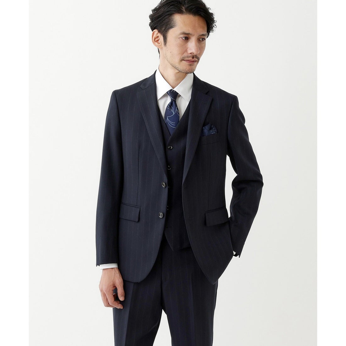 タケオキクチ TAKEO KIKUCHI 【THE FLAGSHIP】矢絣 ストライプ スーツ