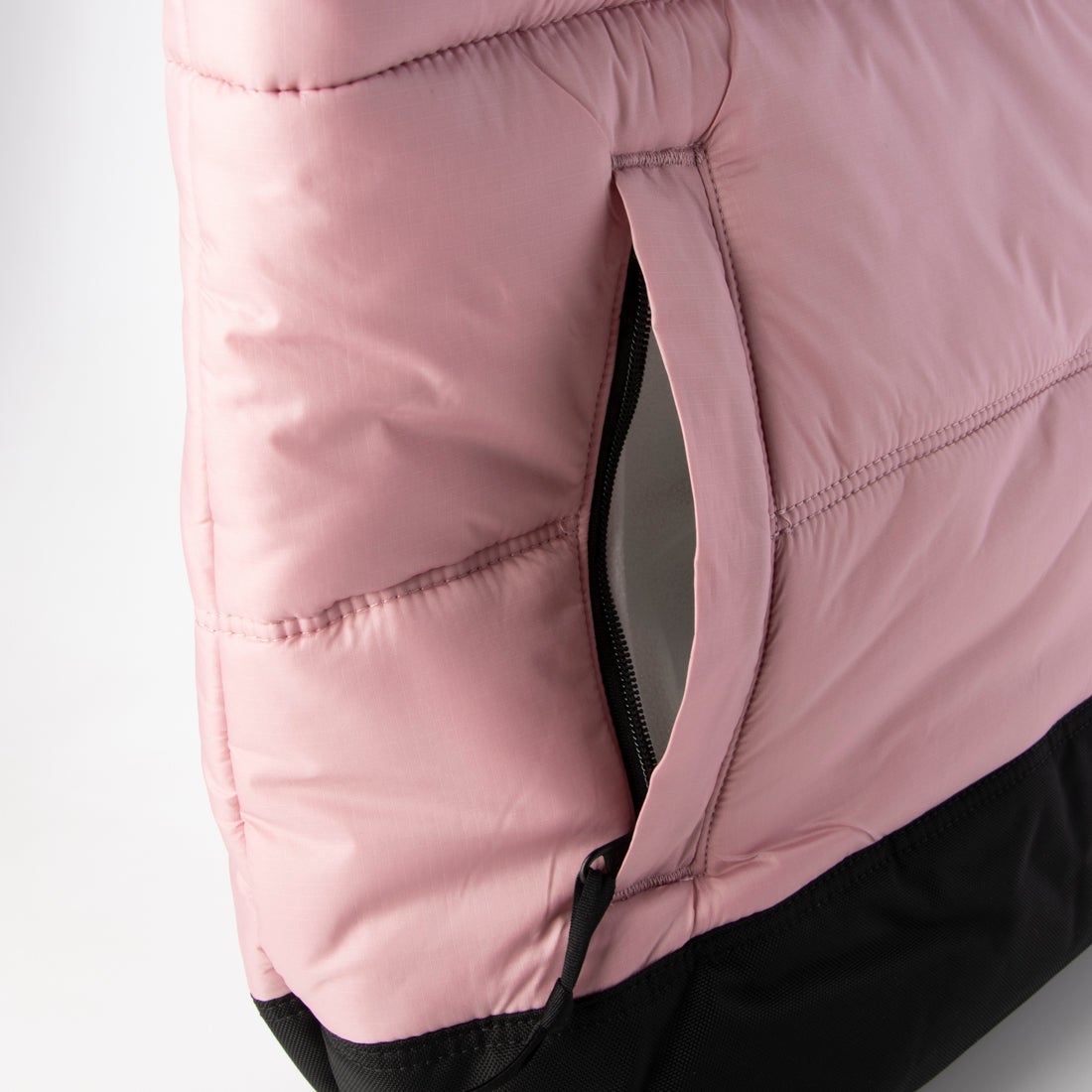 ザ・ノース・フェイス THE NORTH FACE バッグ （ブラック×ピンク