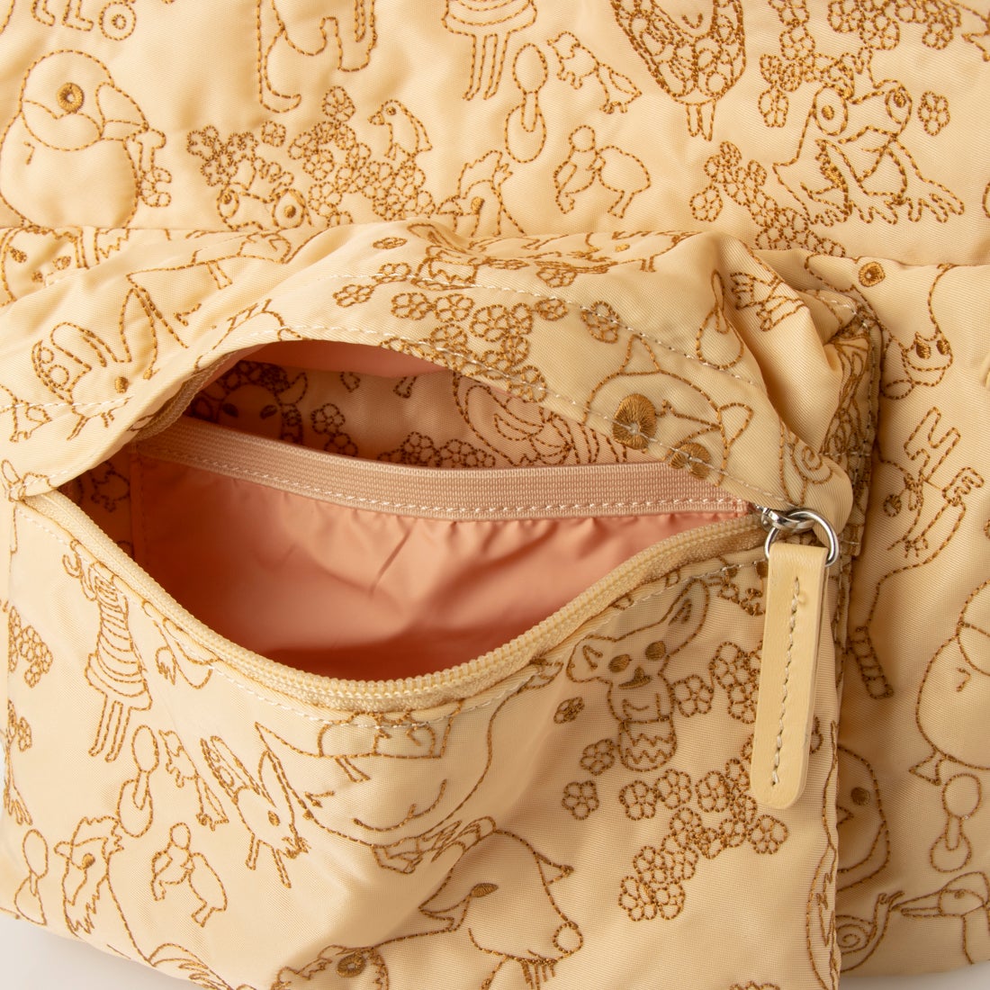 ツモリチサト キャリー tsumori chisato CARRY 森のどうぶつ刺繍