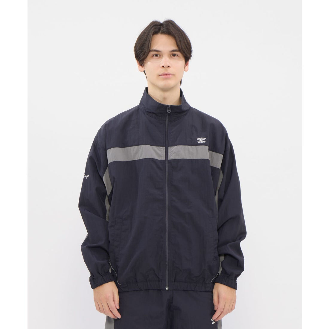 アンブロ umbro 【AWAY DAYS】ナイロンウーブンジャケット -デサント