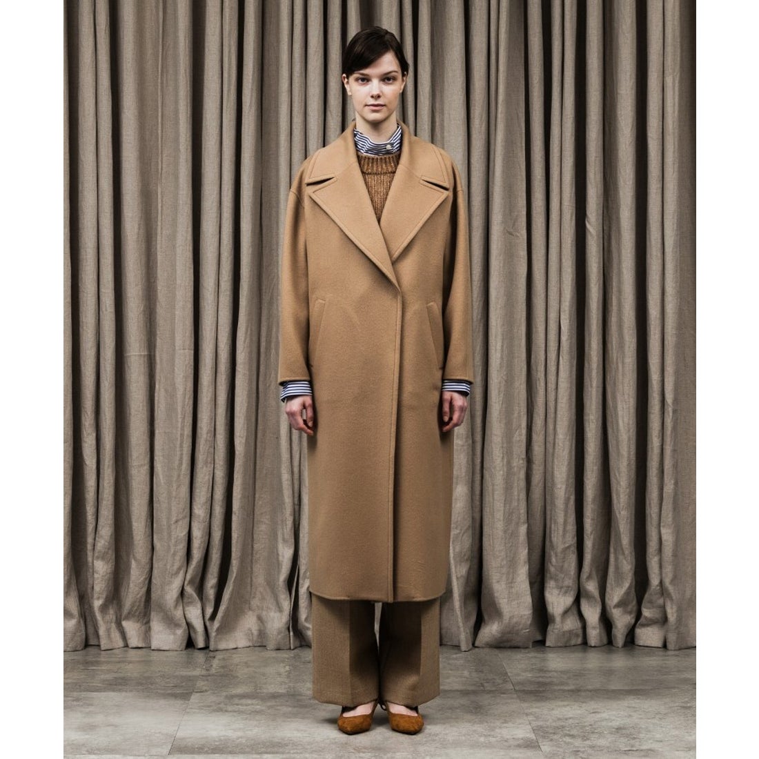 アンタイトル UNTITLED ◇カシミヤリバーガウンコート （タバコ