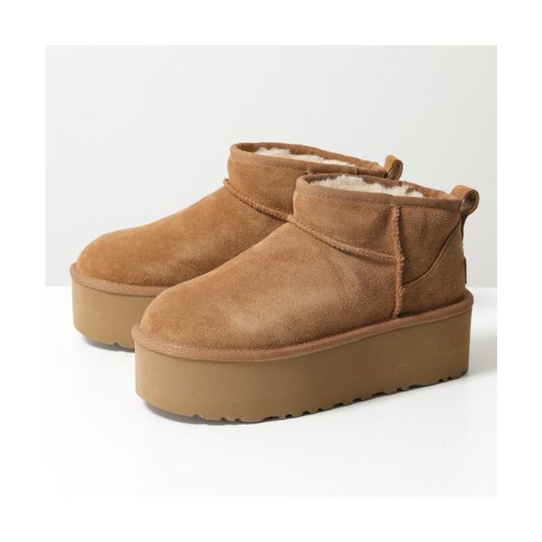 アグ UGG UGG ムートンブーツ 1135092 CLASSIC ULTRA MINI PLATFORM