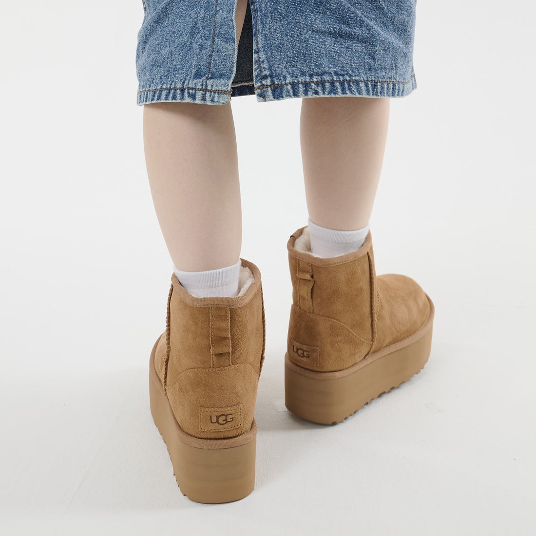 UGG アグ ムートンブーツ クラシック ミニ プラットフォーム