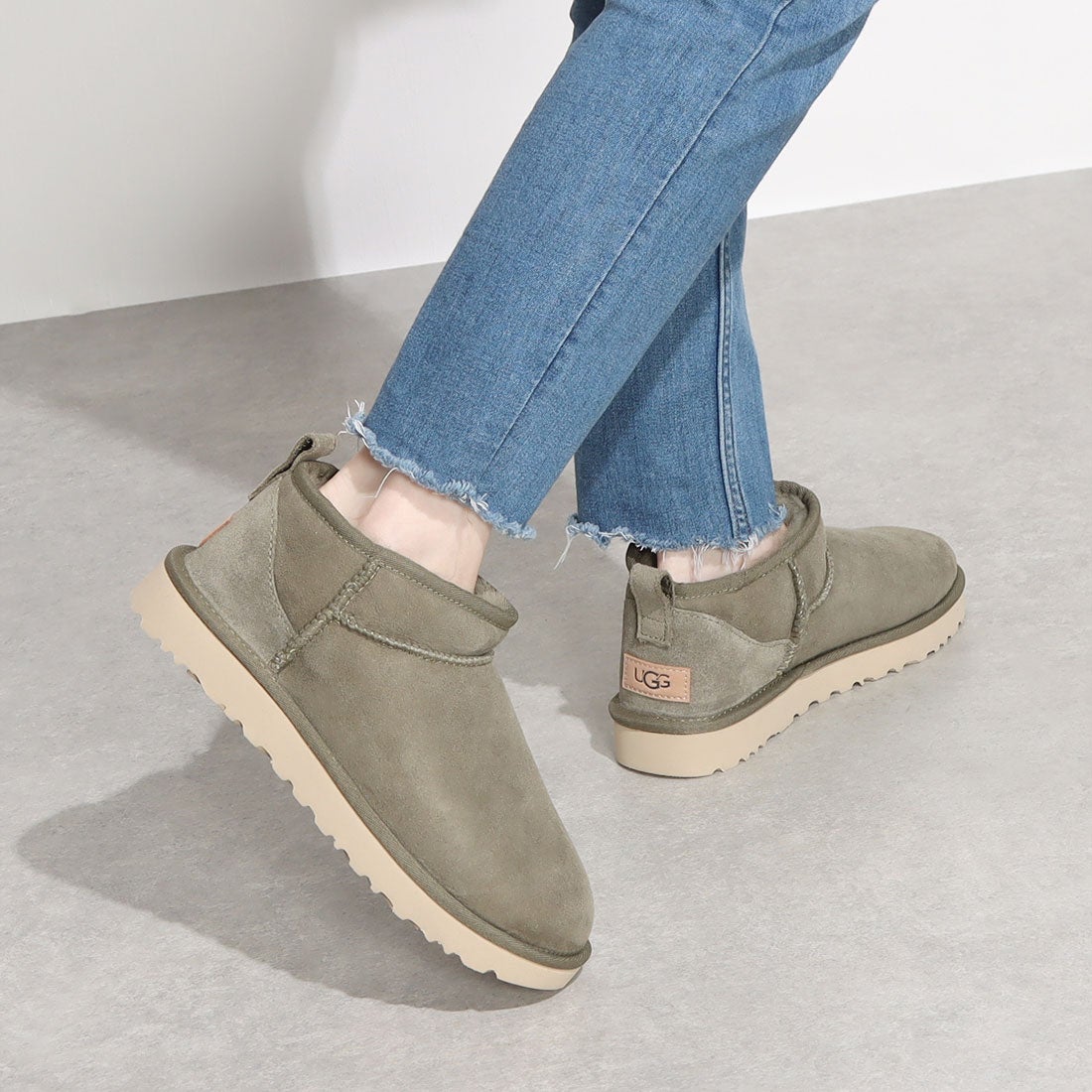 アグ UGG クラシック ウルトラ ミニ ブーツ （バーントオリーブ