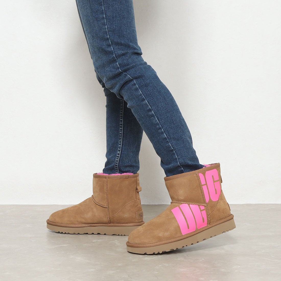 アグ UGG ☆クラシックミニムートンブーツ CLASSIC MINI CHOPD