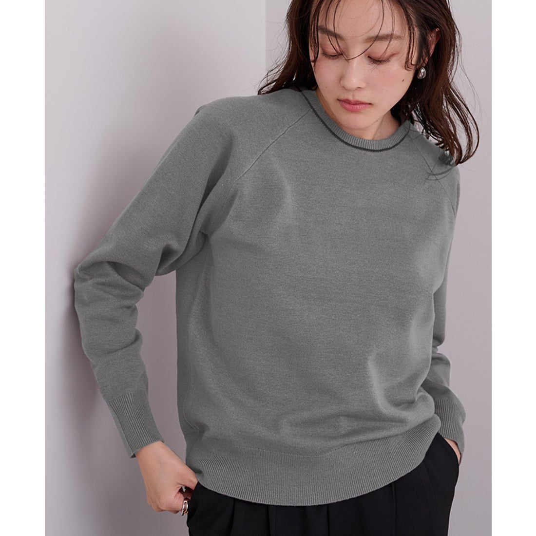 ユアーズ ur's クルーネックラグランスリーブニット （グレー