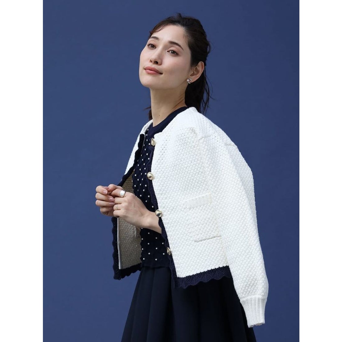 ヴァン Vin バイカラーラインニットカーディガン （ネイビー） -靴