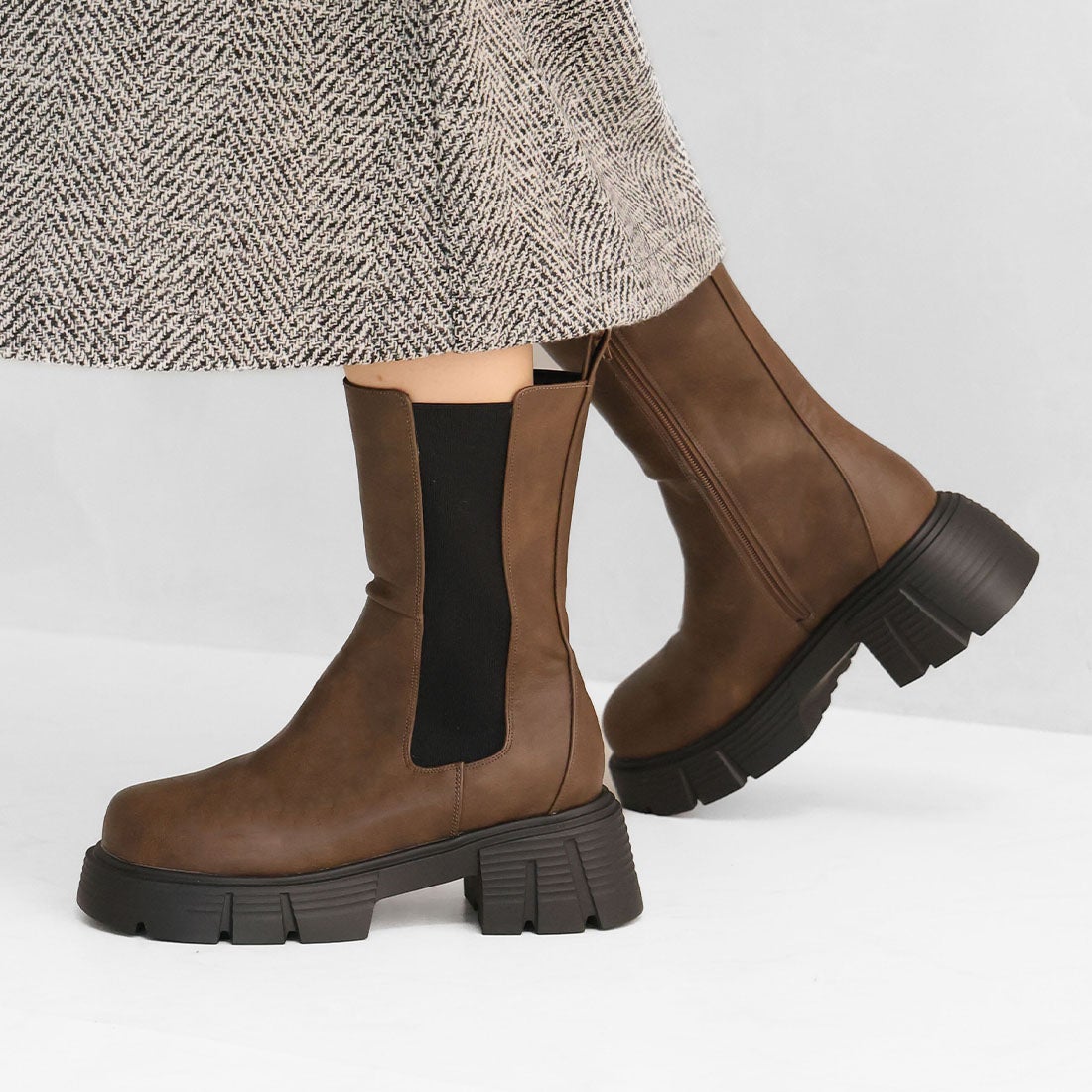 ヴィヴィアン VIVIAN 厚底トラックソールサイドゴアミドルブーツ