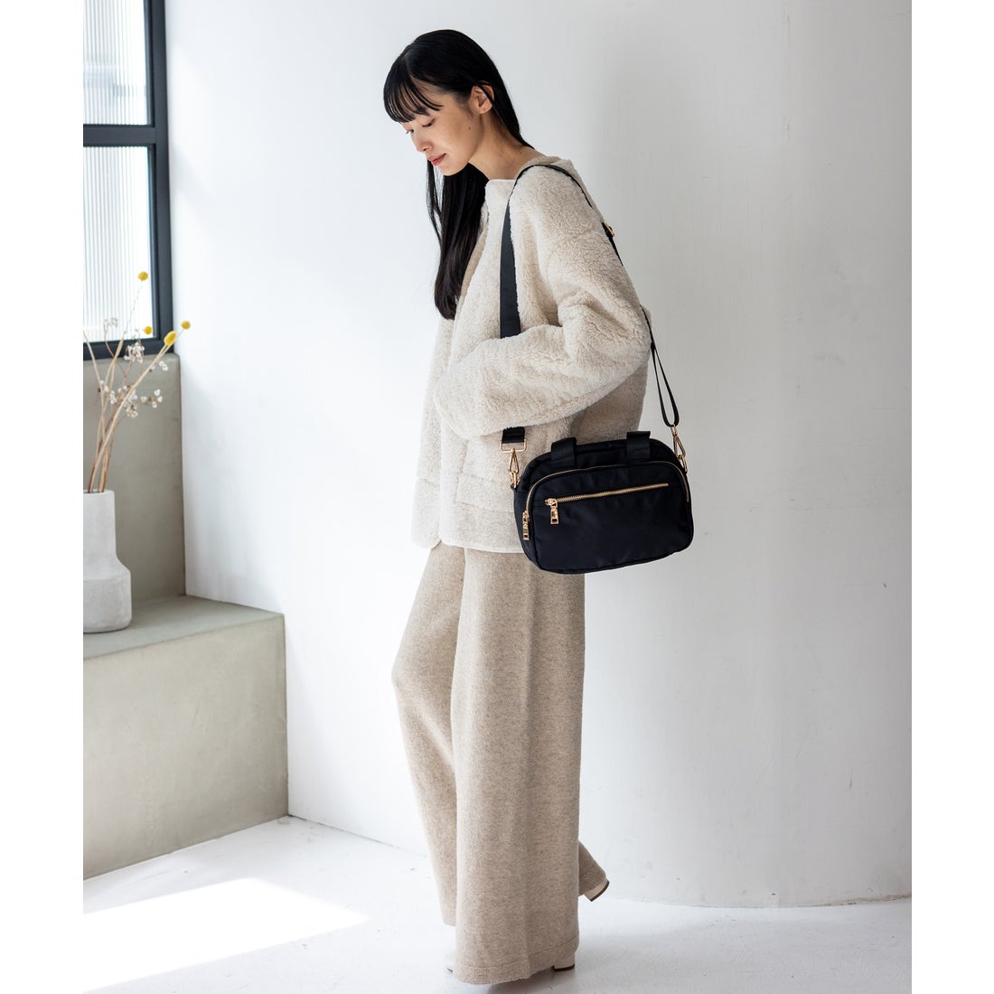 ヴィータフェリーチェ VitaFelice ナイロンショルダーバッグ 6ポケット