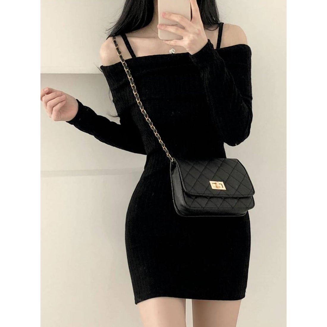 ビビッドレディ VIVIDLADY オフショルダーニットミニワンピース