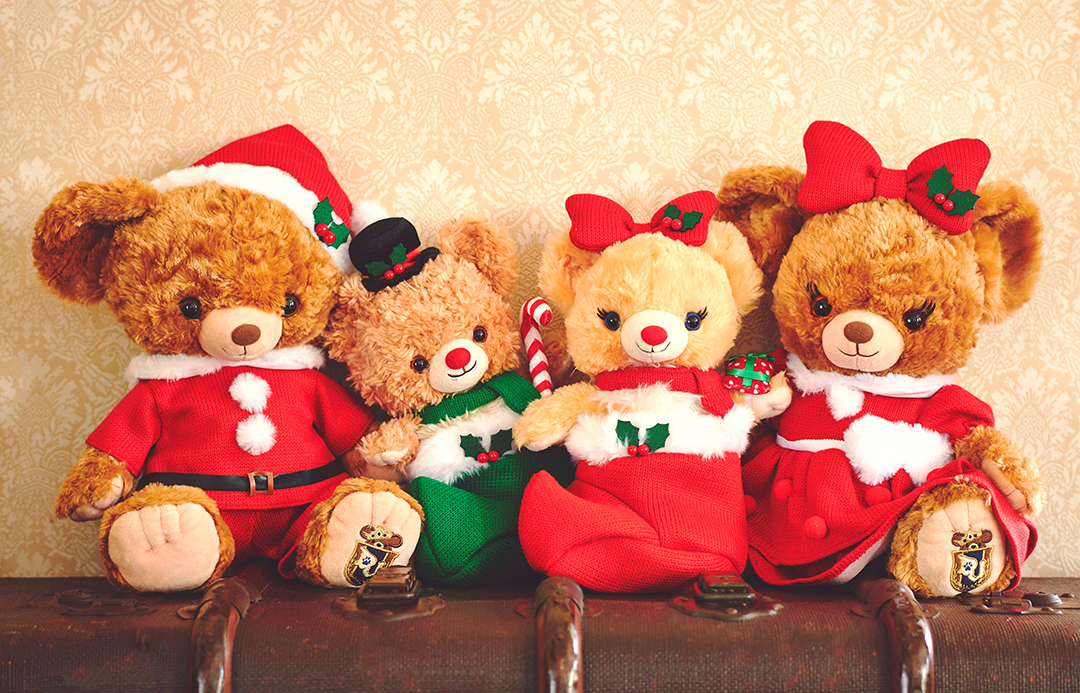 クリスマスコスチュームの「UniBEARsity(ユニベアシティ)」も