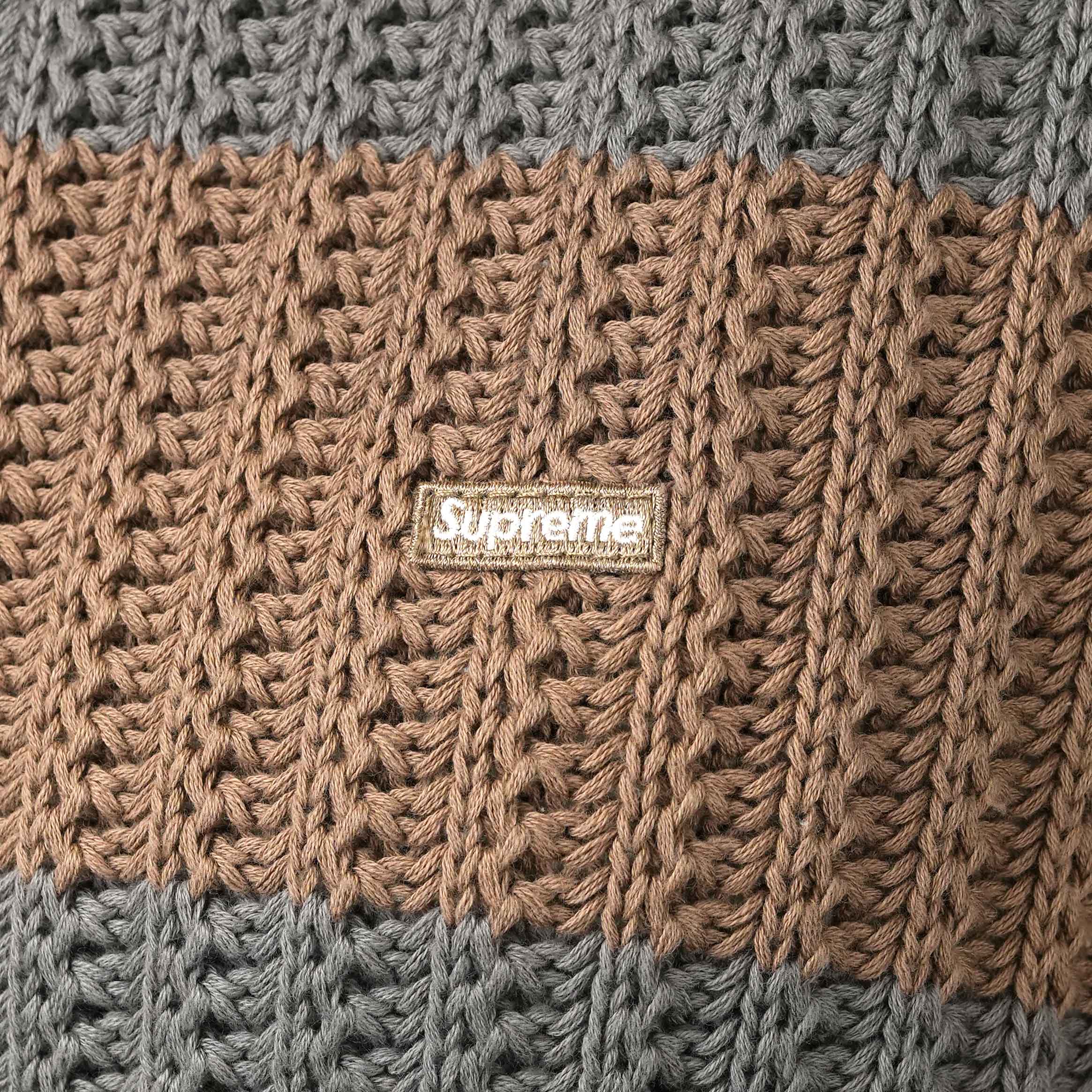 Supreme Loose Gauge Stripe Small Box Sweater Khaki | Senikersku