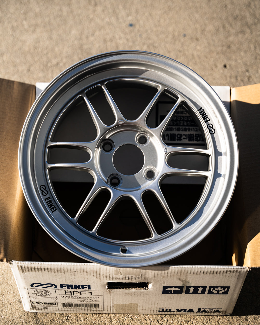 Enkei RPF1 / 15x7 +41 / 4x100 / F1 Silver (S) – Sensei 6