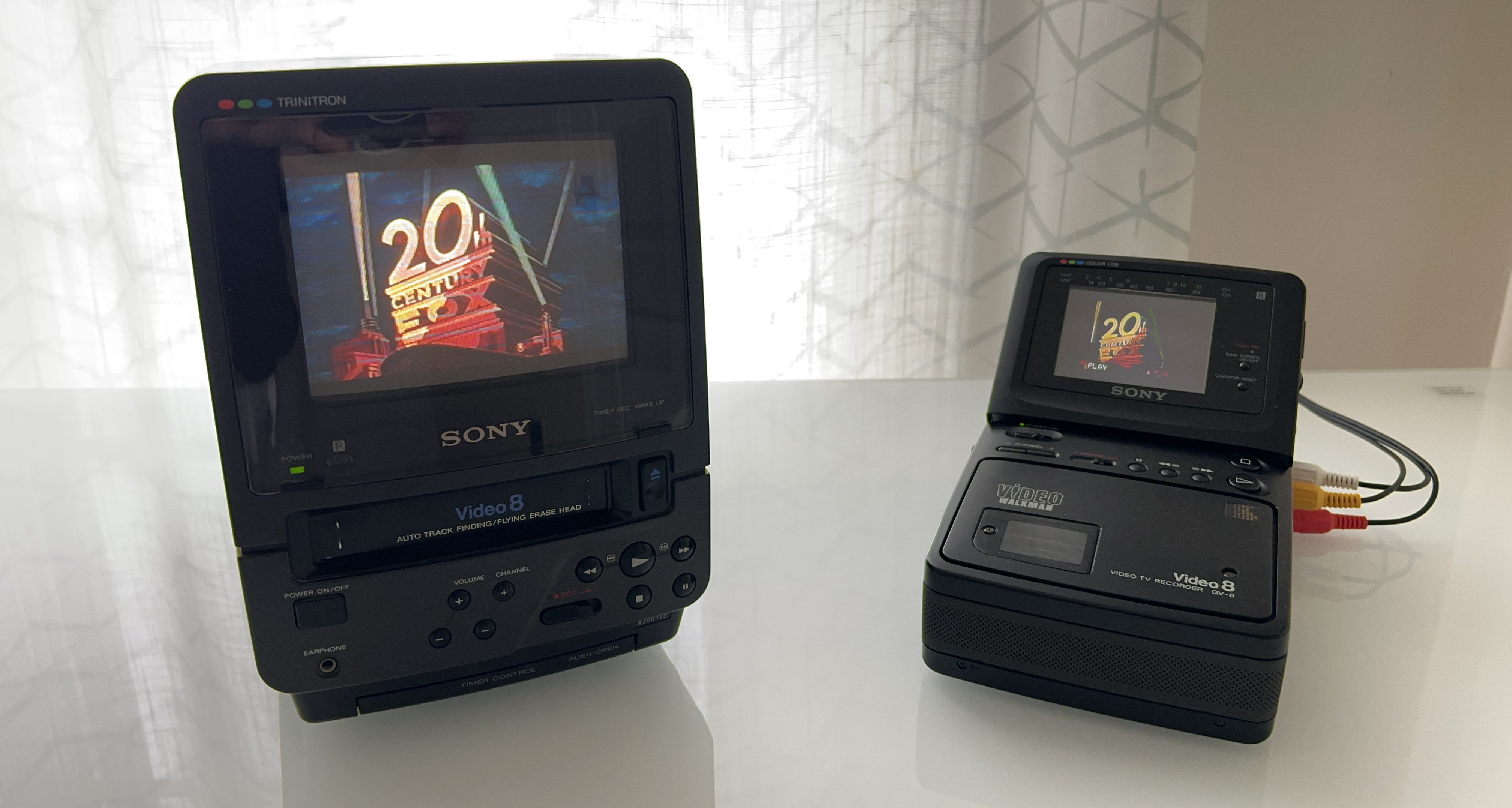Sony GV-8 Video Walkman | Sunthar's Super Sector