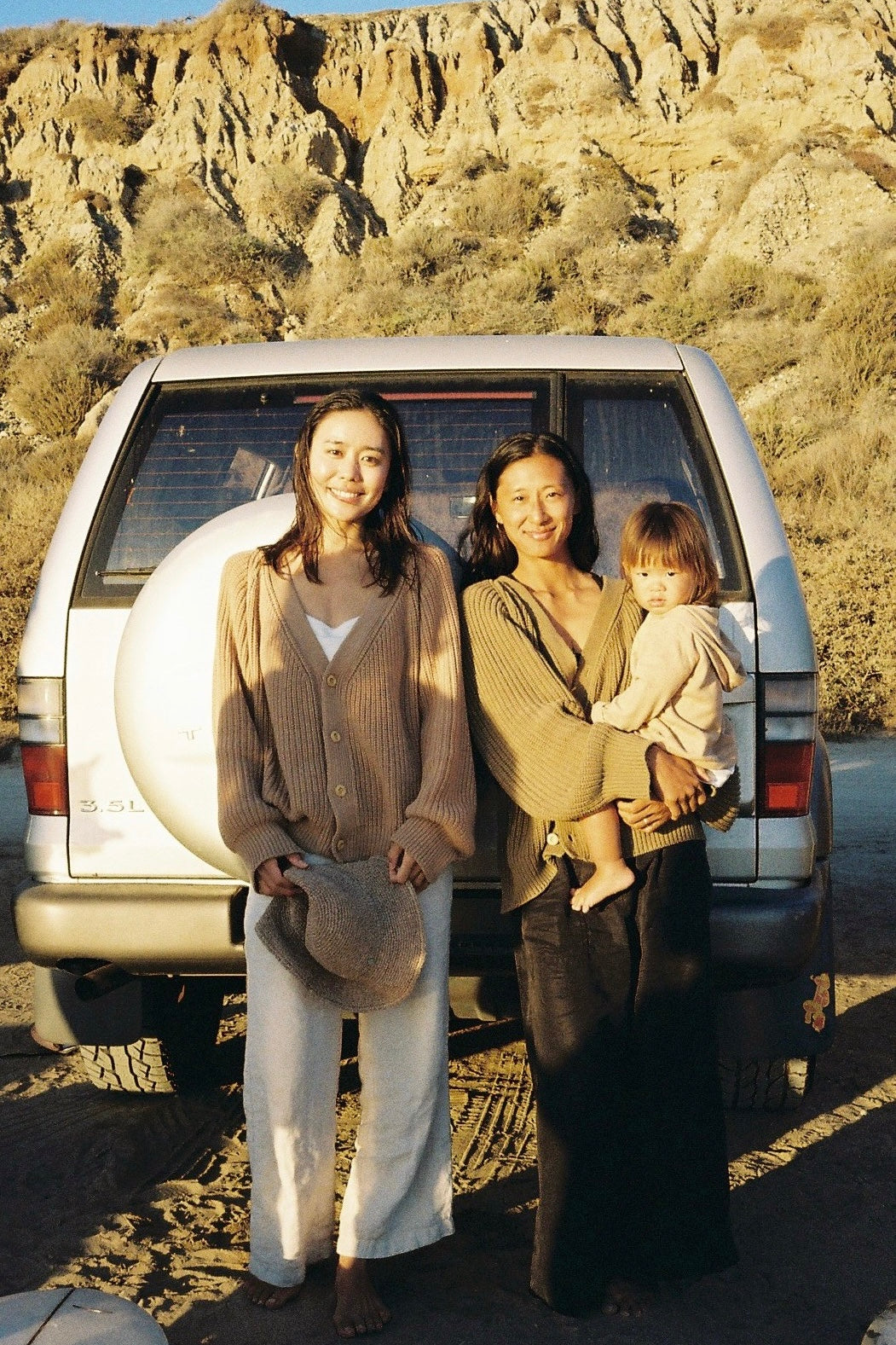 Organic cotton cardigan(olive) – seed and soil