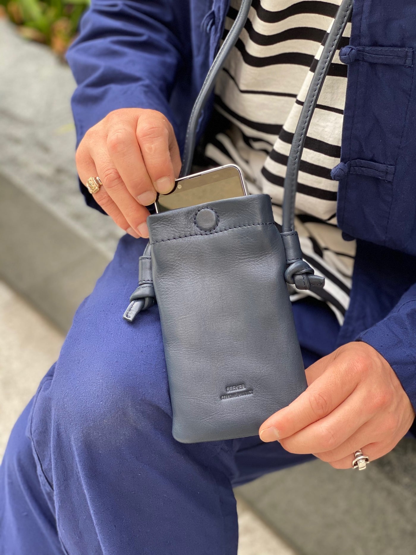 FIT】WATERPROOFレザー ネックポーチ SKB-021FT6 – SEEKER