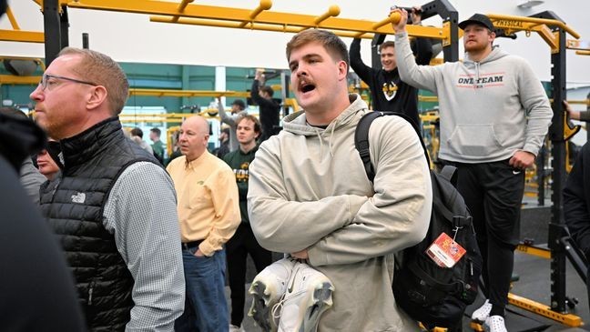 Seahawks select guard Grey Zabel of North Dakota State with No. 18