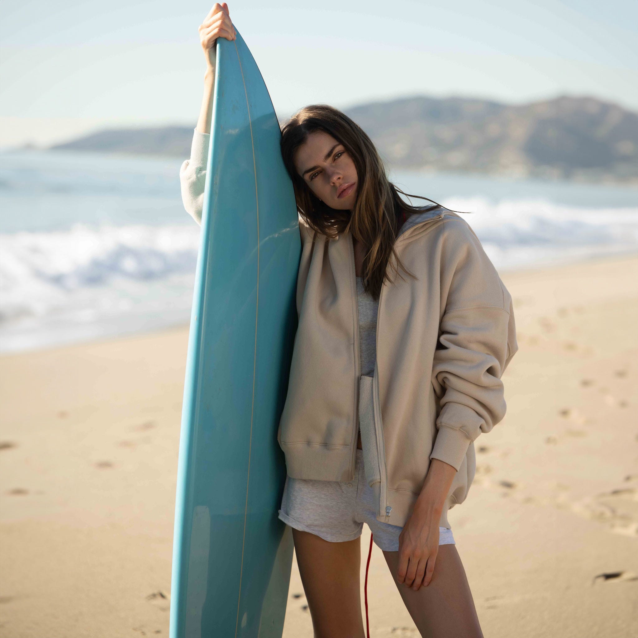 Volume Sweat Big Zipフーディー