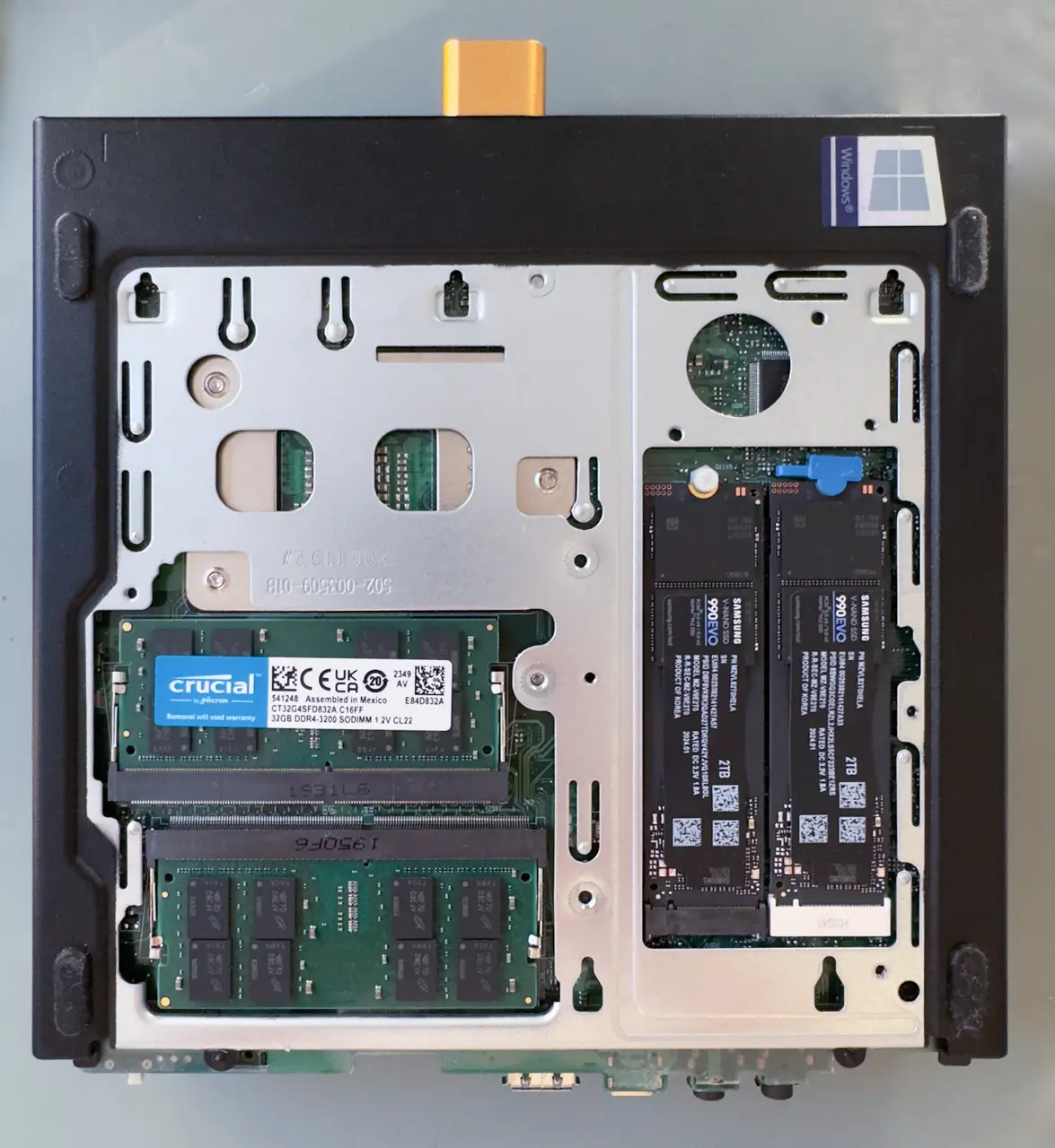 Lenovo ThinkCentre M920q - M920x conversion | Sebastian Harnisch