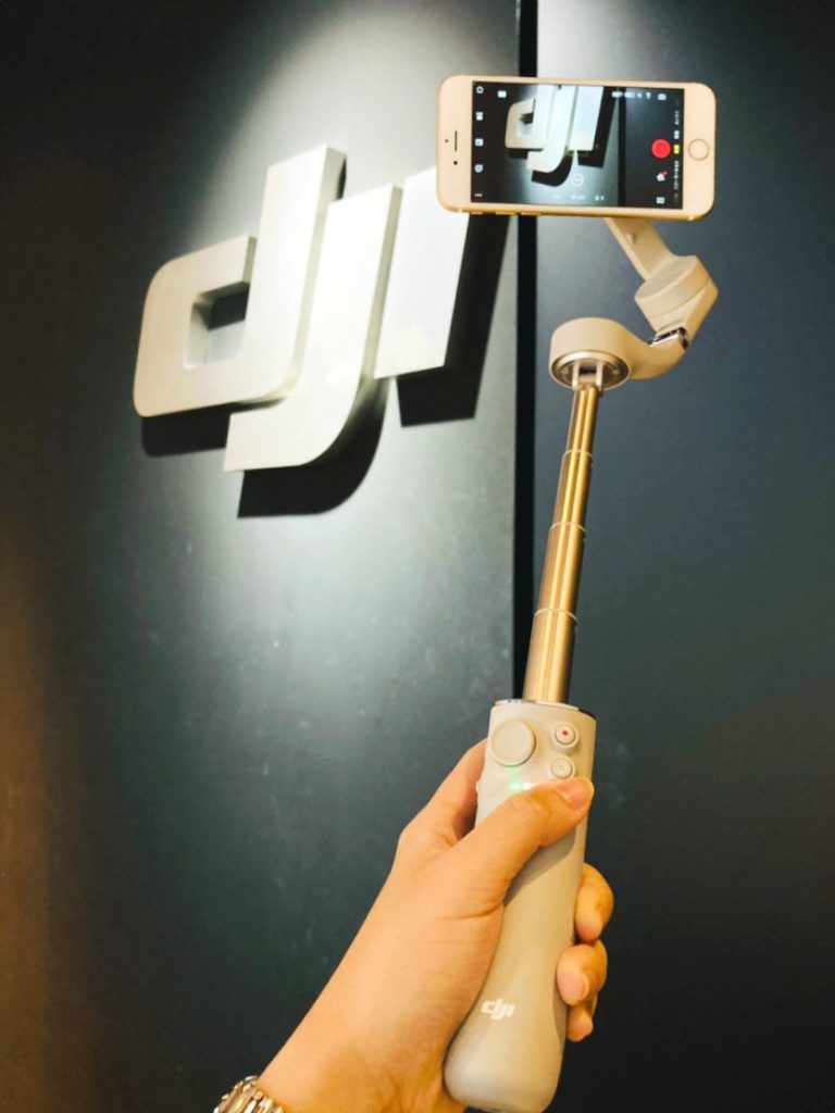 スマホスタビライザー DJI OM 5 の初期設定を解説！購入後の設定はこれ