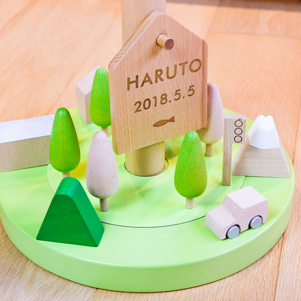 PUCA（プーカ）｜触って遊べるこいのぼり プーカの木 | 徳永こいのぼり