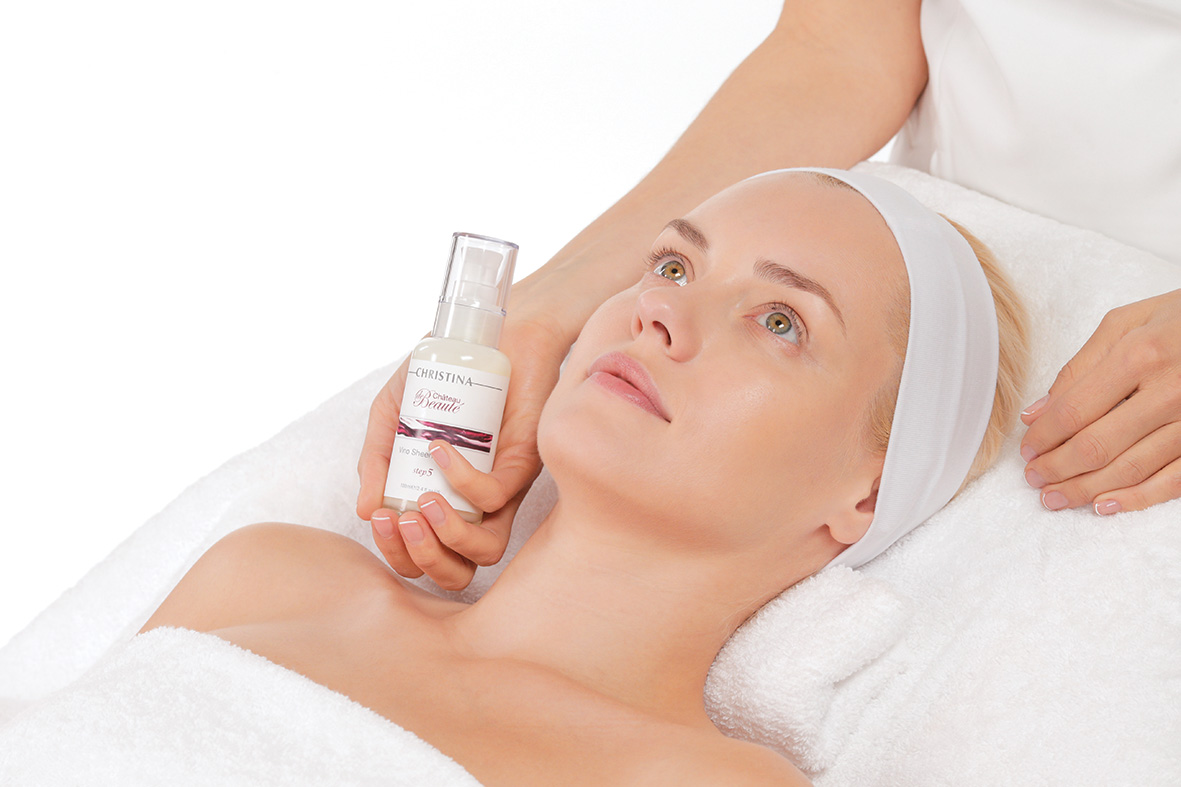 CHRISTINA シャトーデボーテ