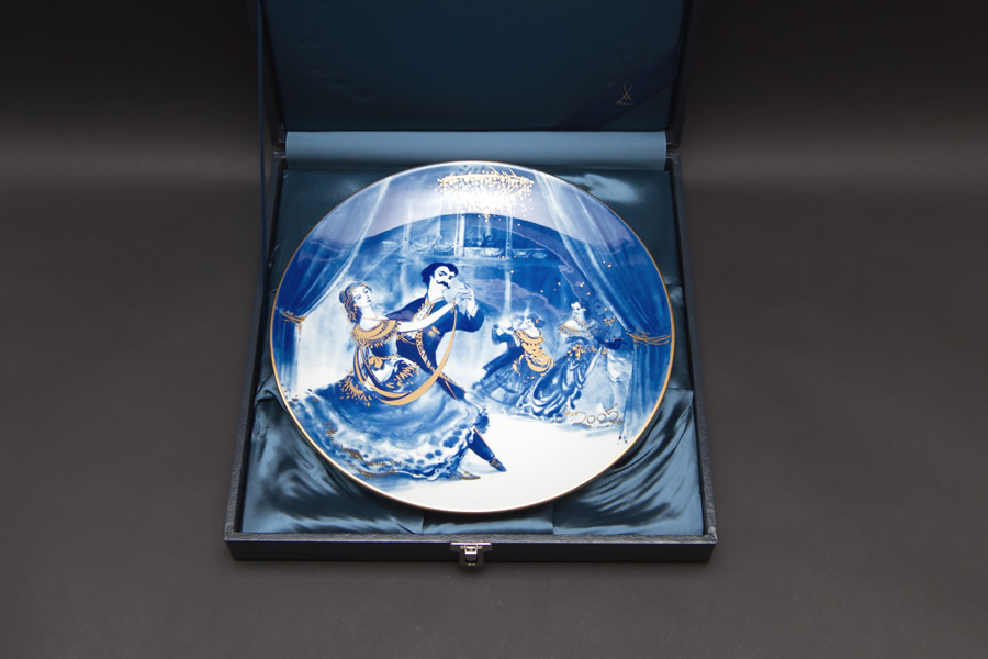 マイセン イヤープレート『ウィーン気質』（2005年）を買い取りました