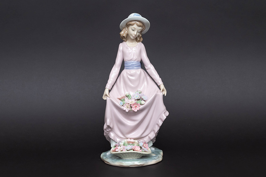 リヤドロ フィギュリン 大事な花かご 展示保管品 リヤドロ フィギュ