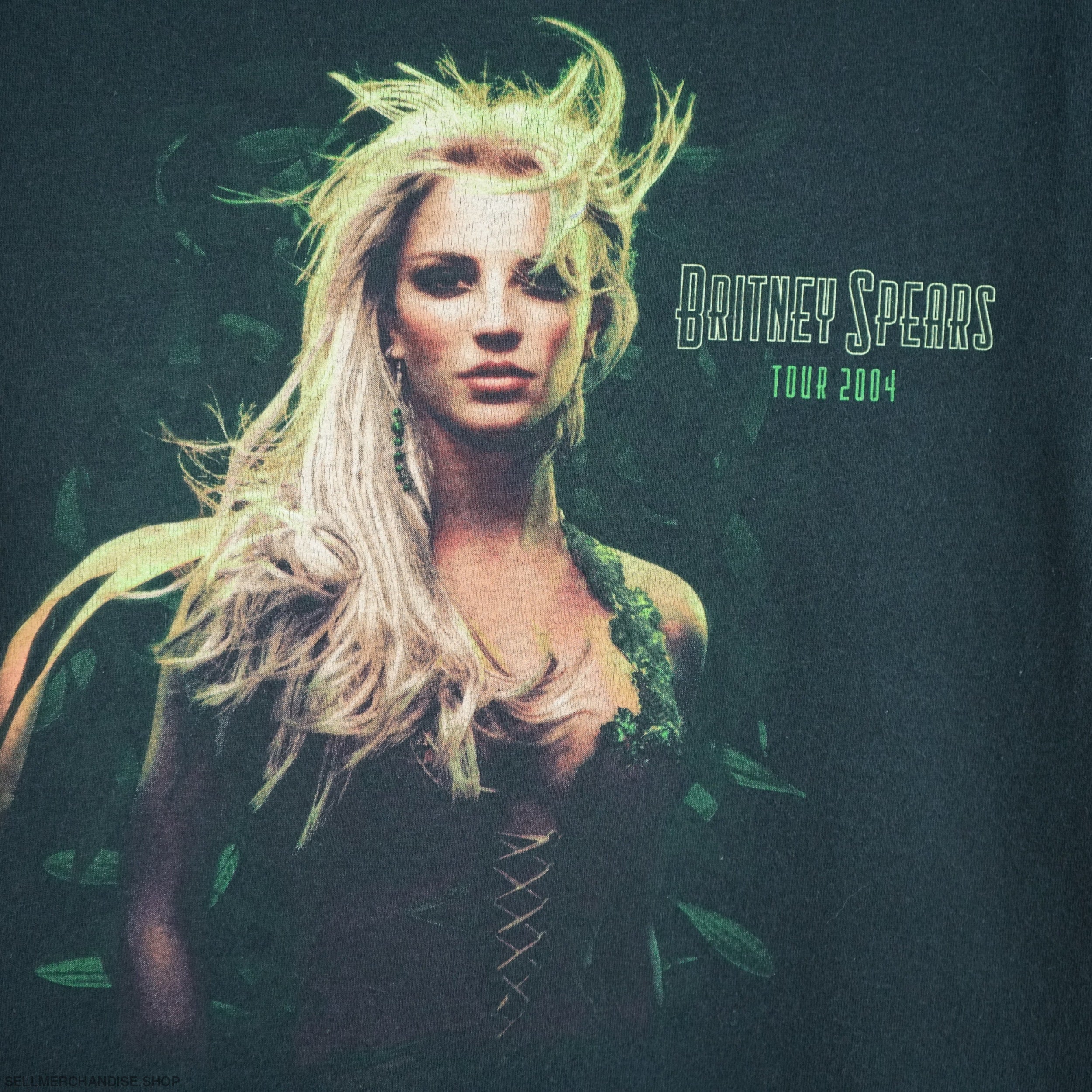 Vintage britney spears t shirt 2004 tour | SellMerchandise