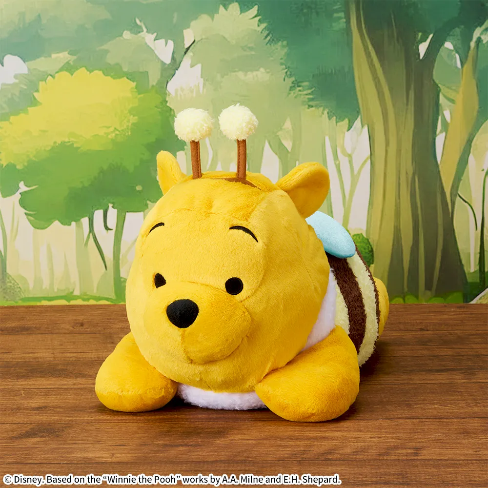 くまのプーさん 寝そべり スーパーラージぬいぐるみ みつばちVer