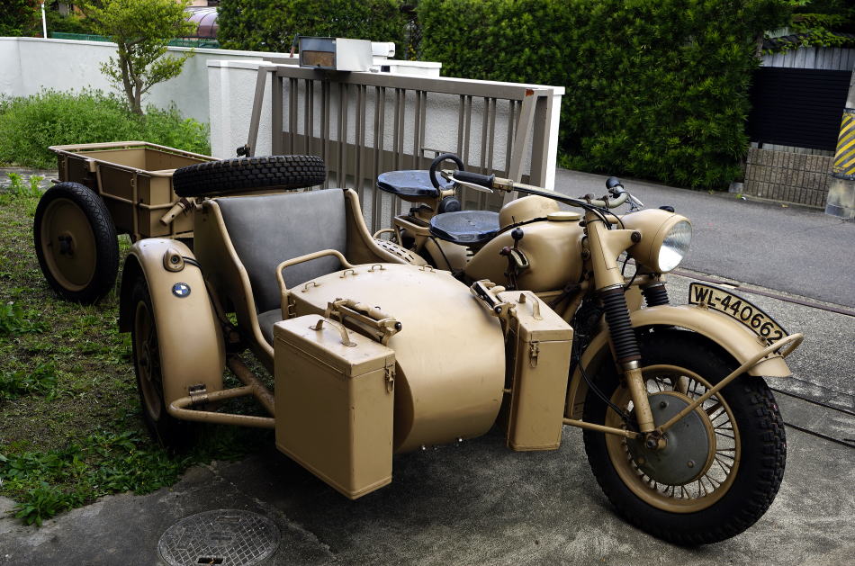 個人売買 本物だけが持つ圧倒的な迫力です。 '42 BMW R75 サイドカー