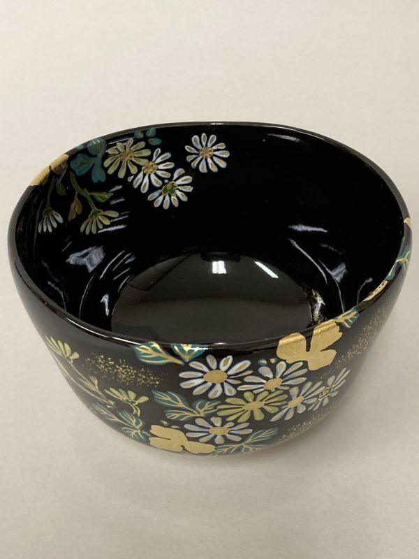 茶道具】 黒仁清写 金彩 菊図 茶碗 *富永*冨永玄山*