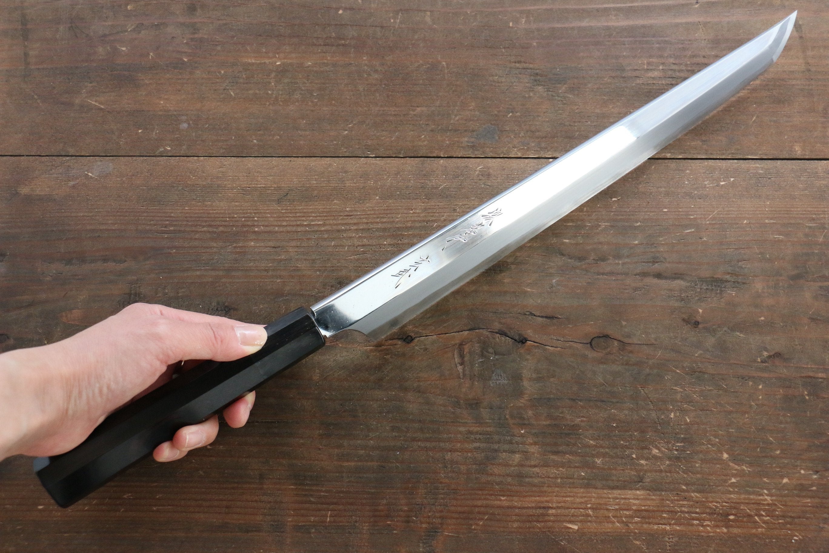 堺 孝行 玄武 青ニ鋼 鏡面仕上げ 先丸柳刃包丁 300mm 黒檀柄 – 清助