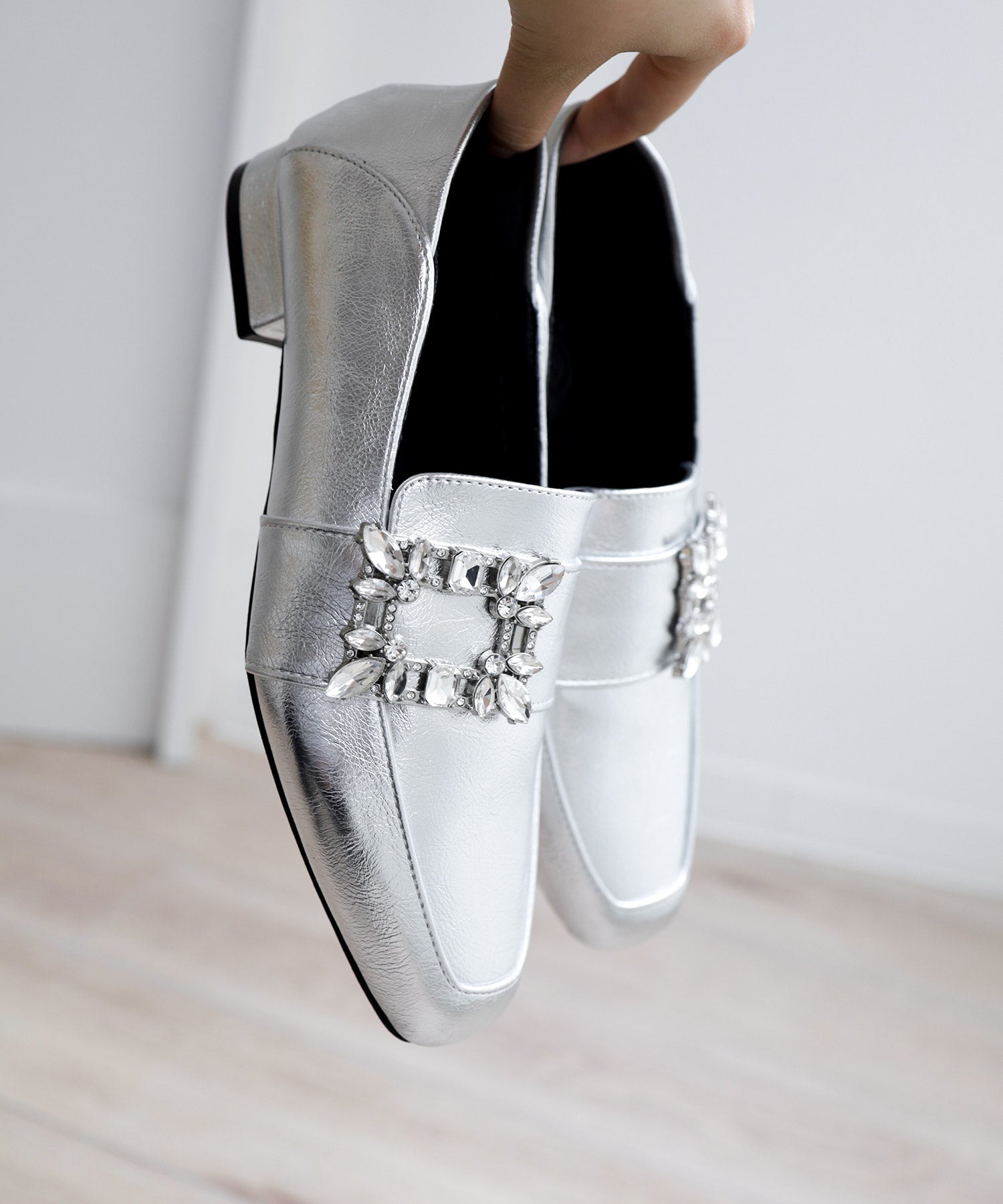 かかとが踏めるビジューモチーフローファー△返品不可 | SESTO(セスト