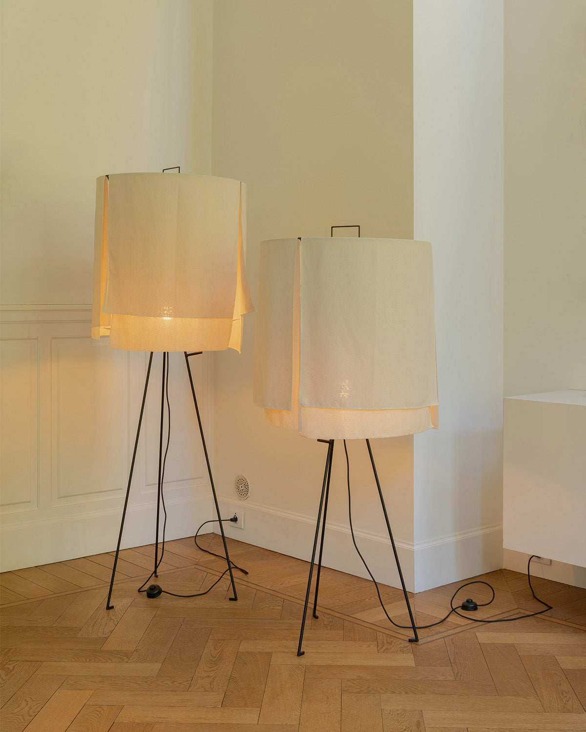 Standing lamp L black - beige Nomad – SERAX