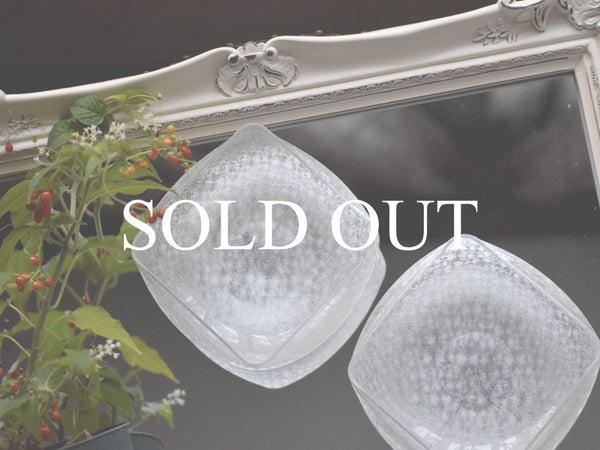 81B5A5CB-406F-49C4-8901-