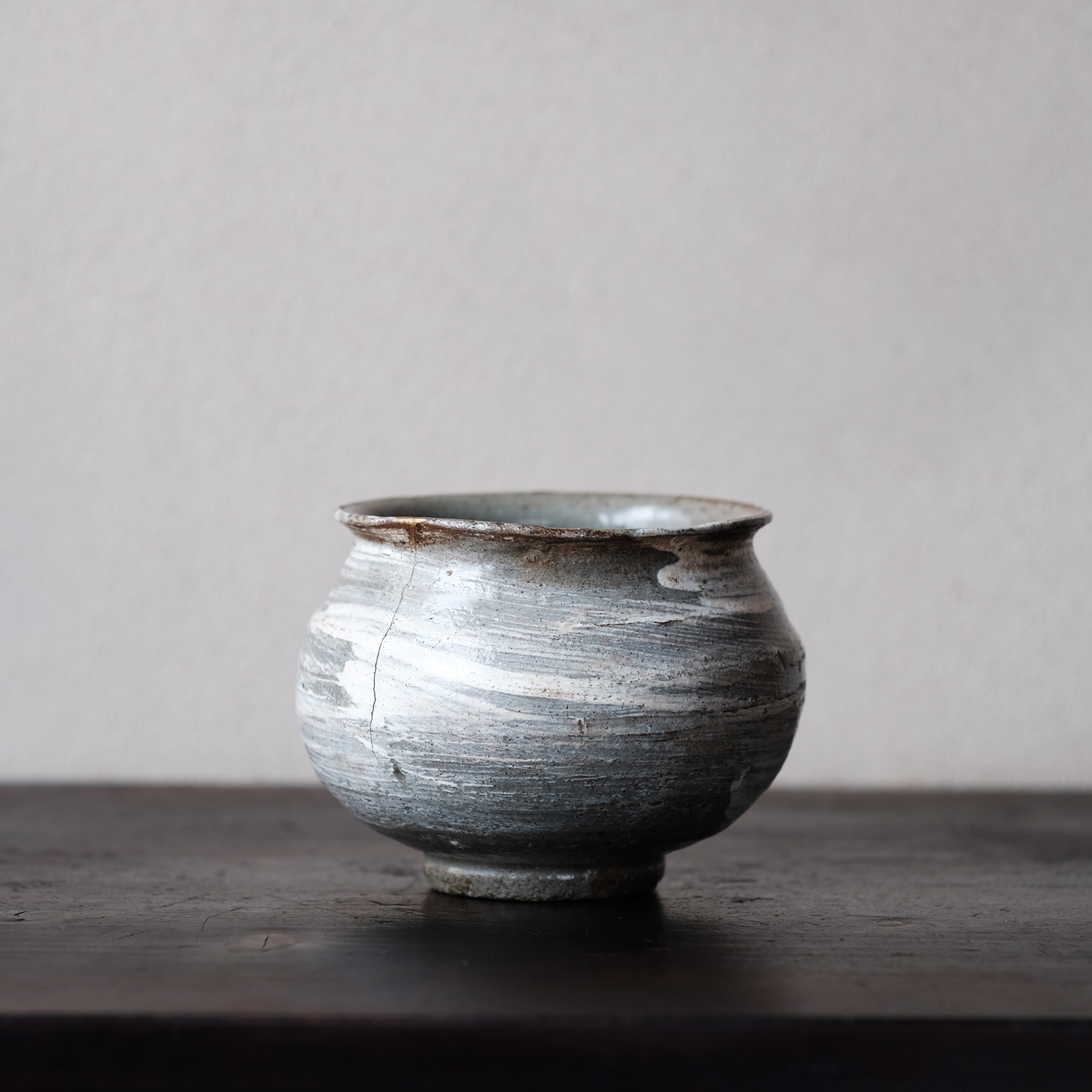 高麗 無地掃目茶碗 李王朝初期 約450年前頃 西暦1574年頃 韓国工芸