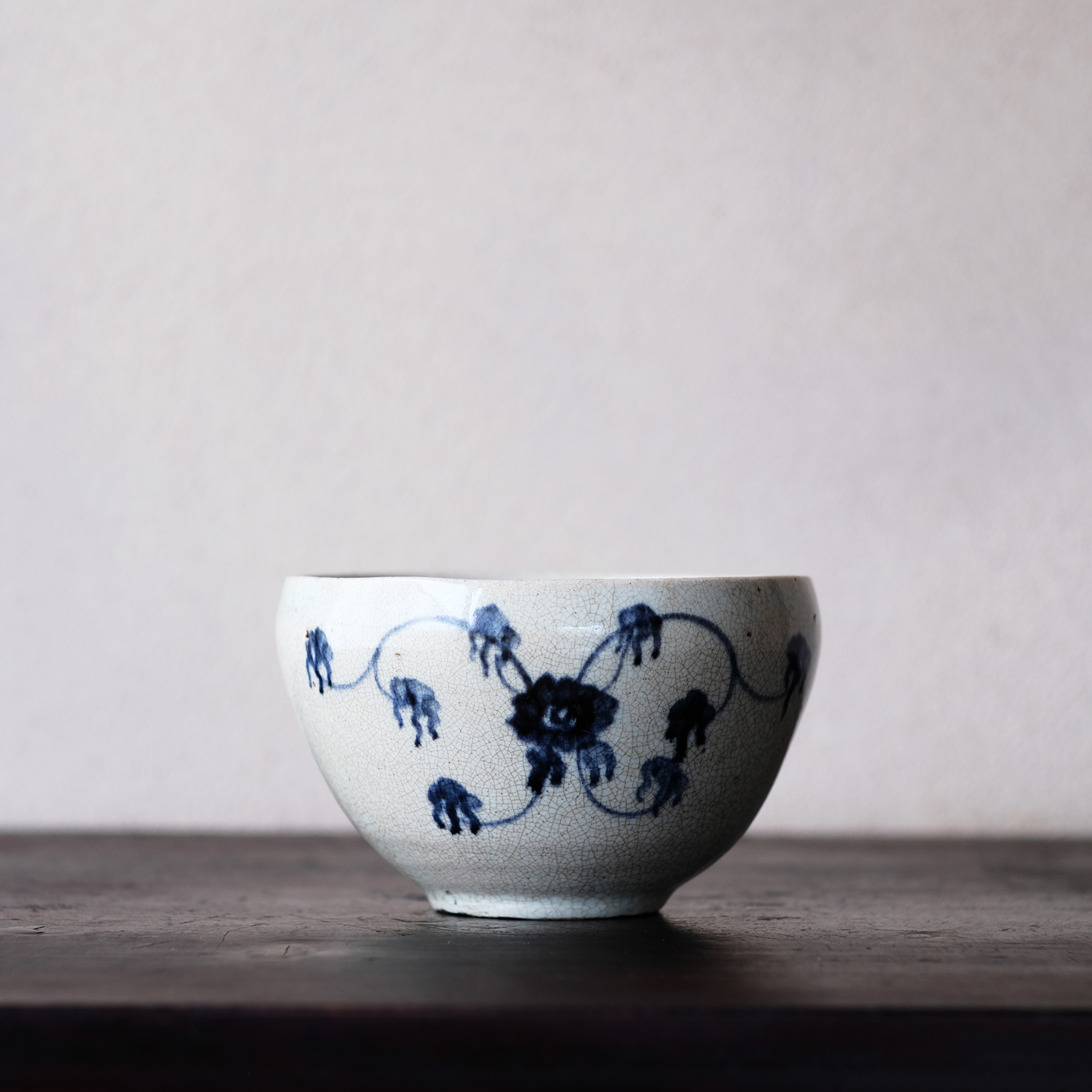 アンティーク伊万里 藍手いびつ茶碗 布袋さん絵 共箱付き イ81 茶碗