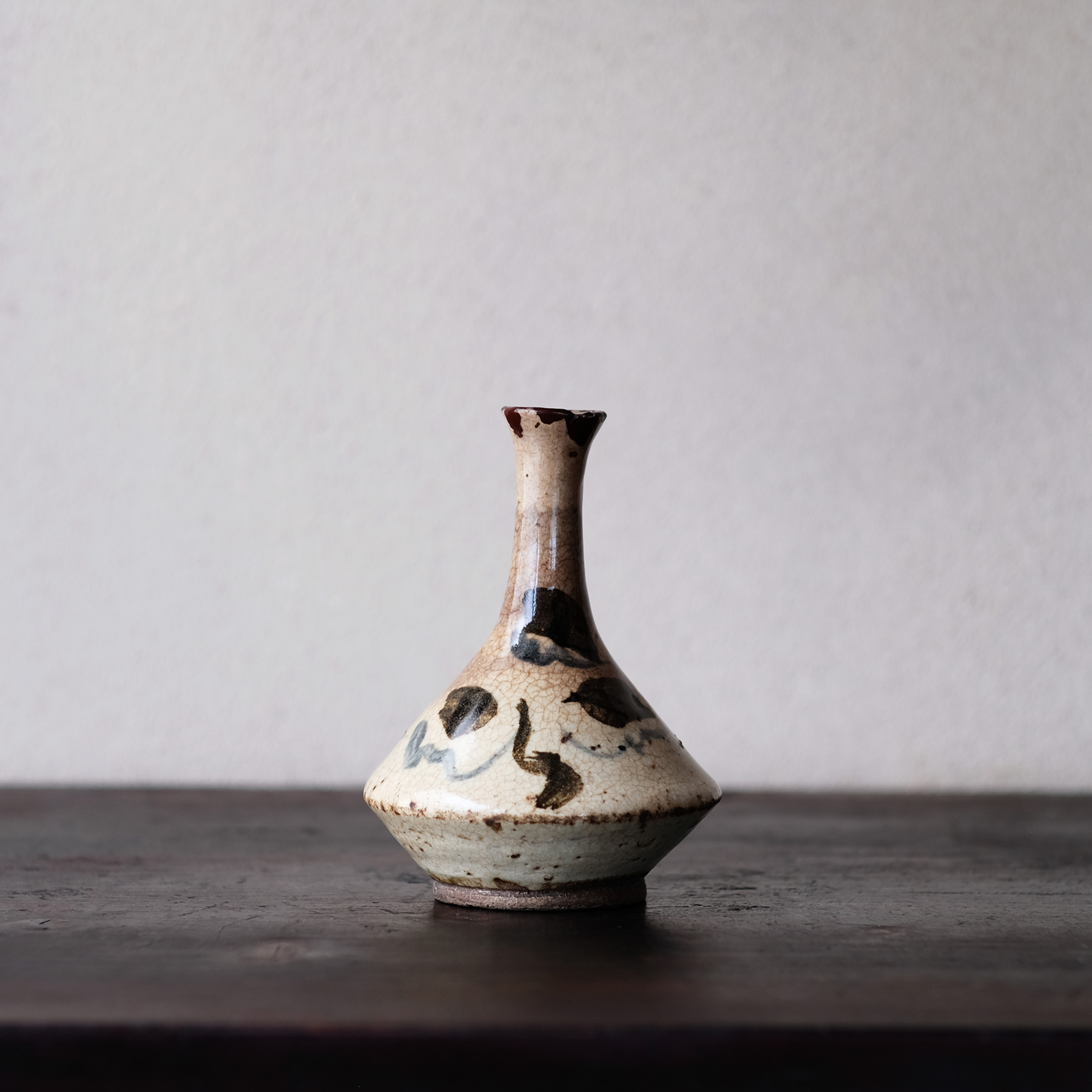 瀬戸 太白手 鉄絵染付瓶 | 骨董と詩学 Antique & Poetics | 蛇韻律