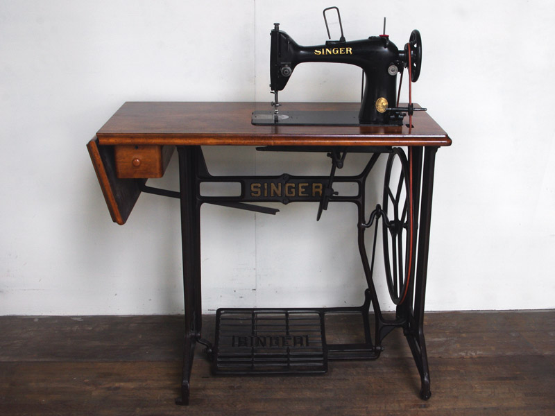 No.421 SINGER 103 シンガー製 職業用足踏みミシン：アンティーク