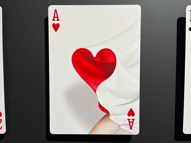 吉田ユニが作る54枚のトランプ【グラングリーン大阪「VS.」】 - Sfumart