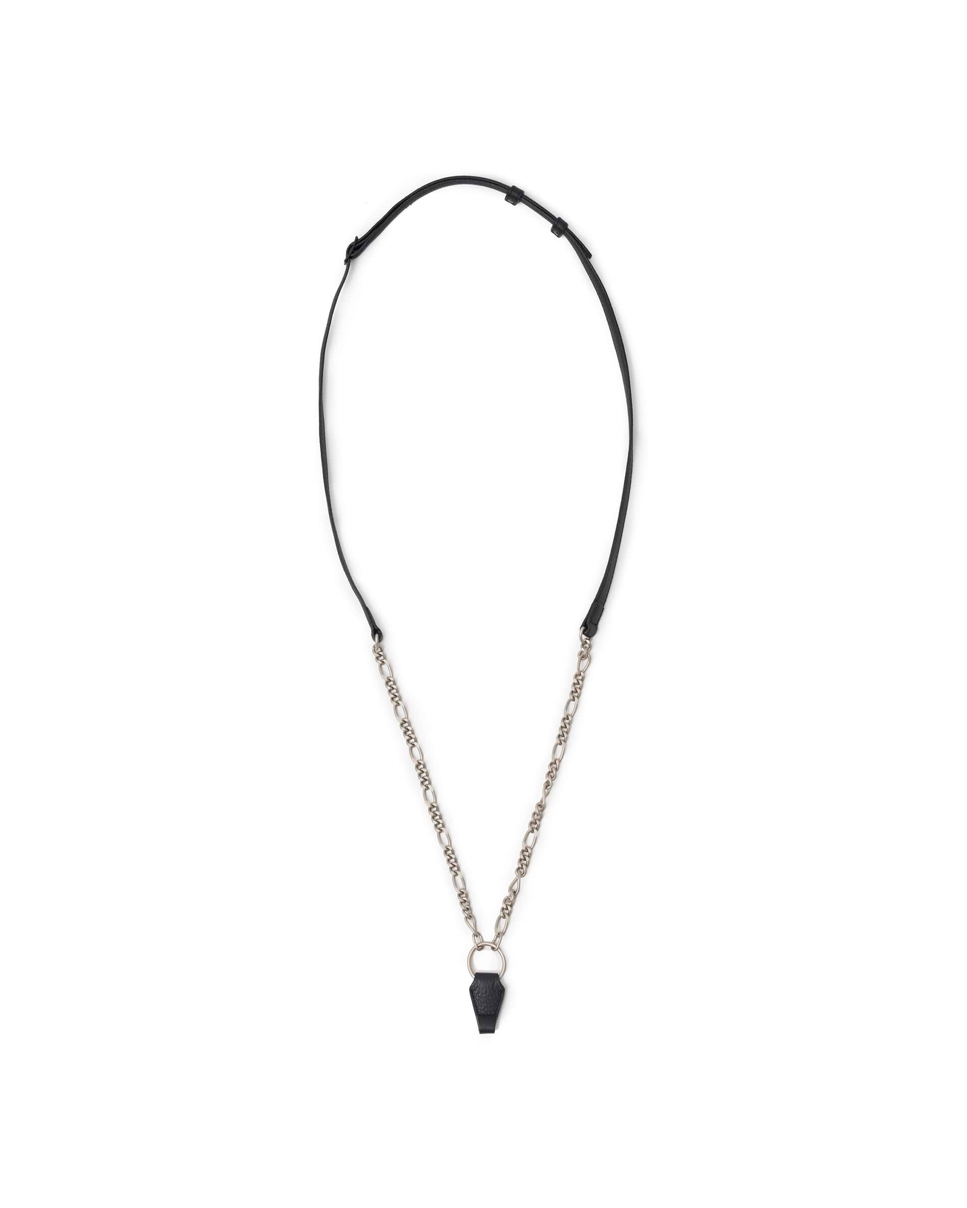 objcts.io】チェーンストラップ付iPhoneアクセサリー – ファッション