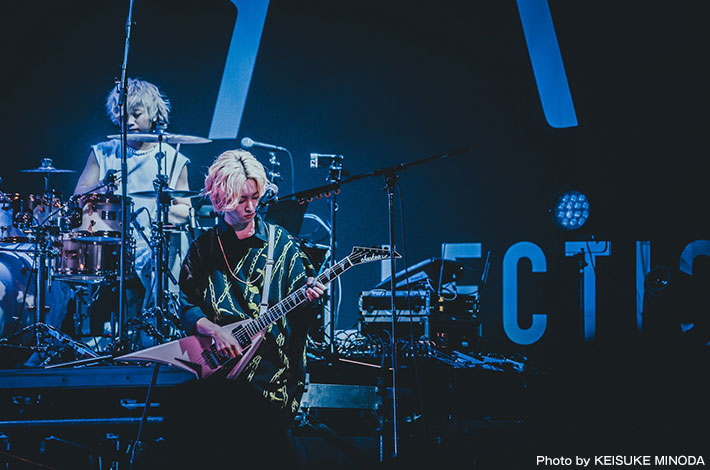 ACE COLLECTION | Skream! ライヴ・レポート 邦楽ロック・洋楽ロック