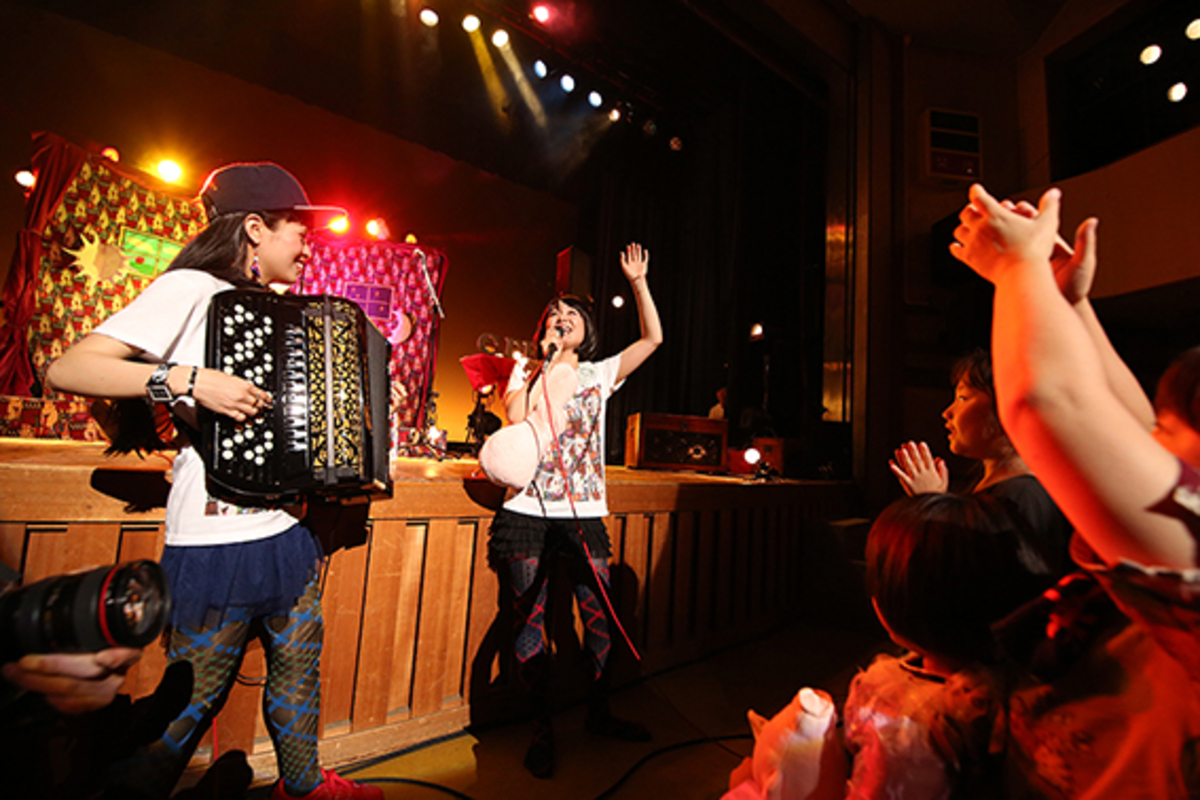 チャラン・ポ・ランタン、11月よりバンド編成ツアー[チャラン・ポ