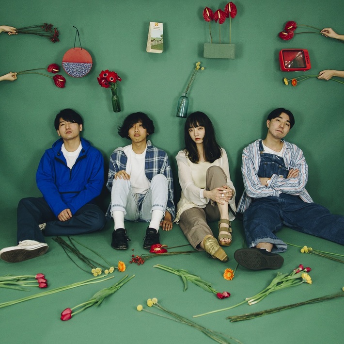 男女ツイン・ヴォーカル・バンド Laura day romance、1stフル