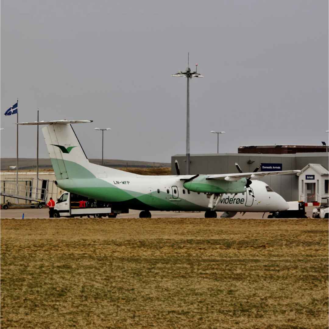 AVIATIONTAG Dash8 LN-WFP Widerøe アビエーションタグ ヴィデロー航空