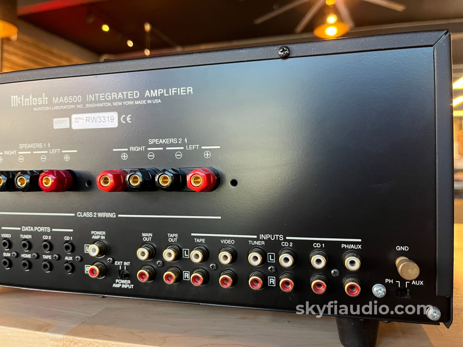 McIntosh MA6500 All-Analog Integrated Amplifier with Upgraded LED VU M