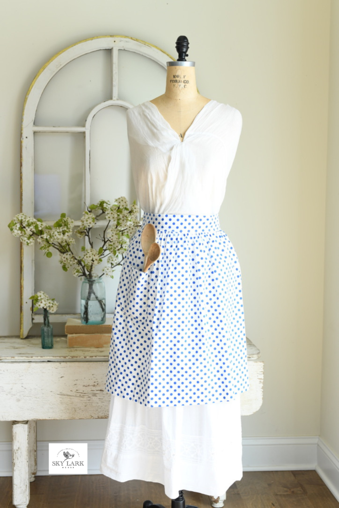 Collecting Vintage Aprons - Sky Lark House