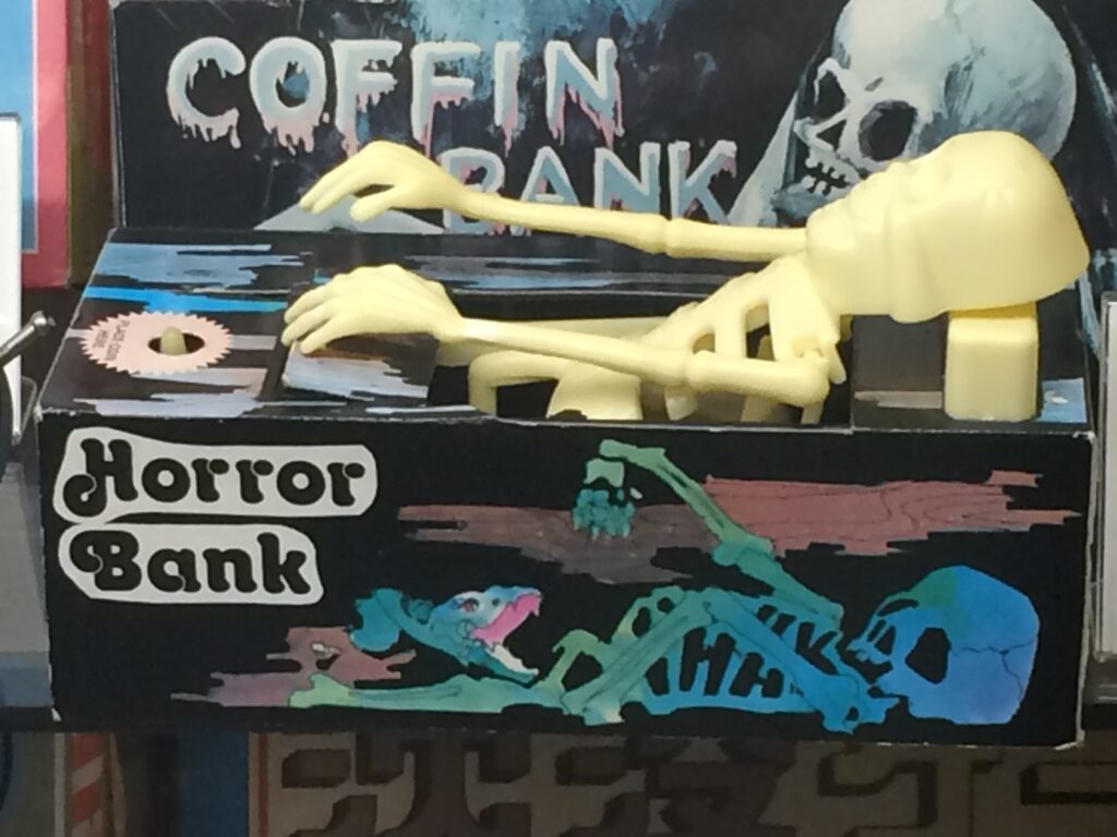 ガイコツ貯金箱 – アクションが楽しいジョーク商品 | 【昭和レトロ